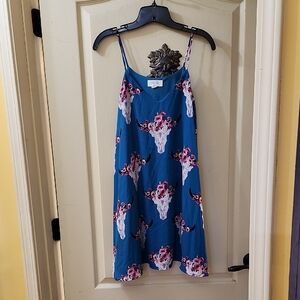 PEACH LOVE CALIFORNIA SKULL/FLORAL MINI DRESS